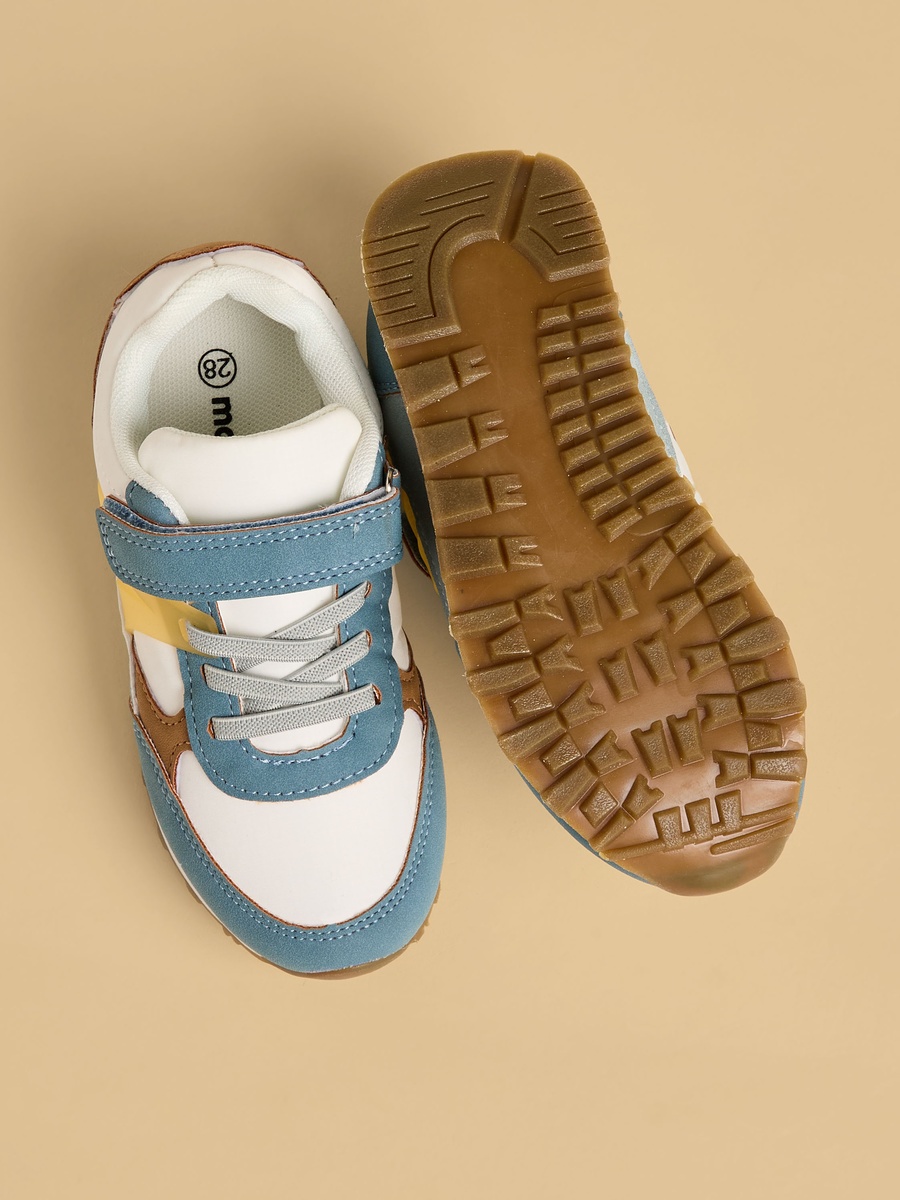 Colourblock Sports Shoes with Hook and Loop Closure
