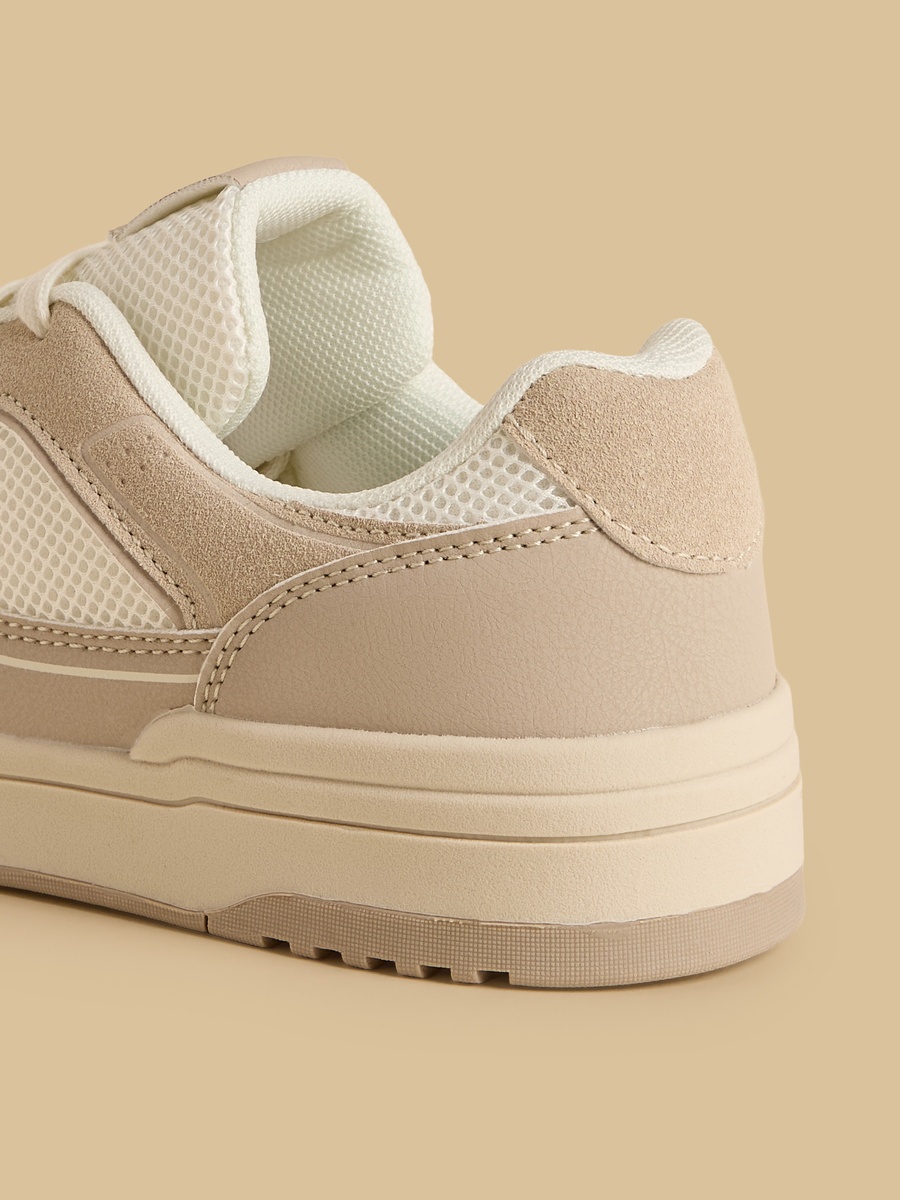 Colourblock Lace-Up Sports Shoes