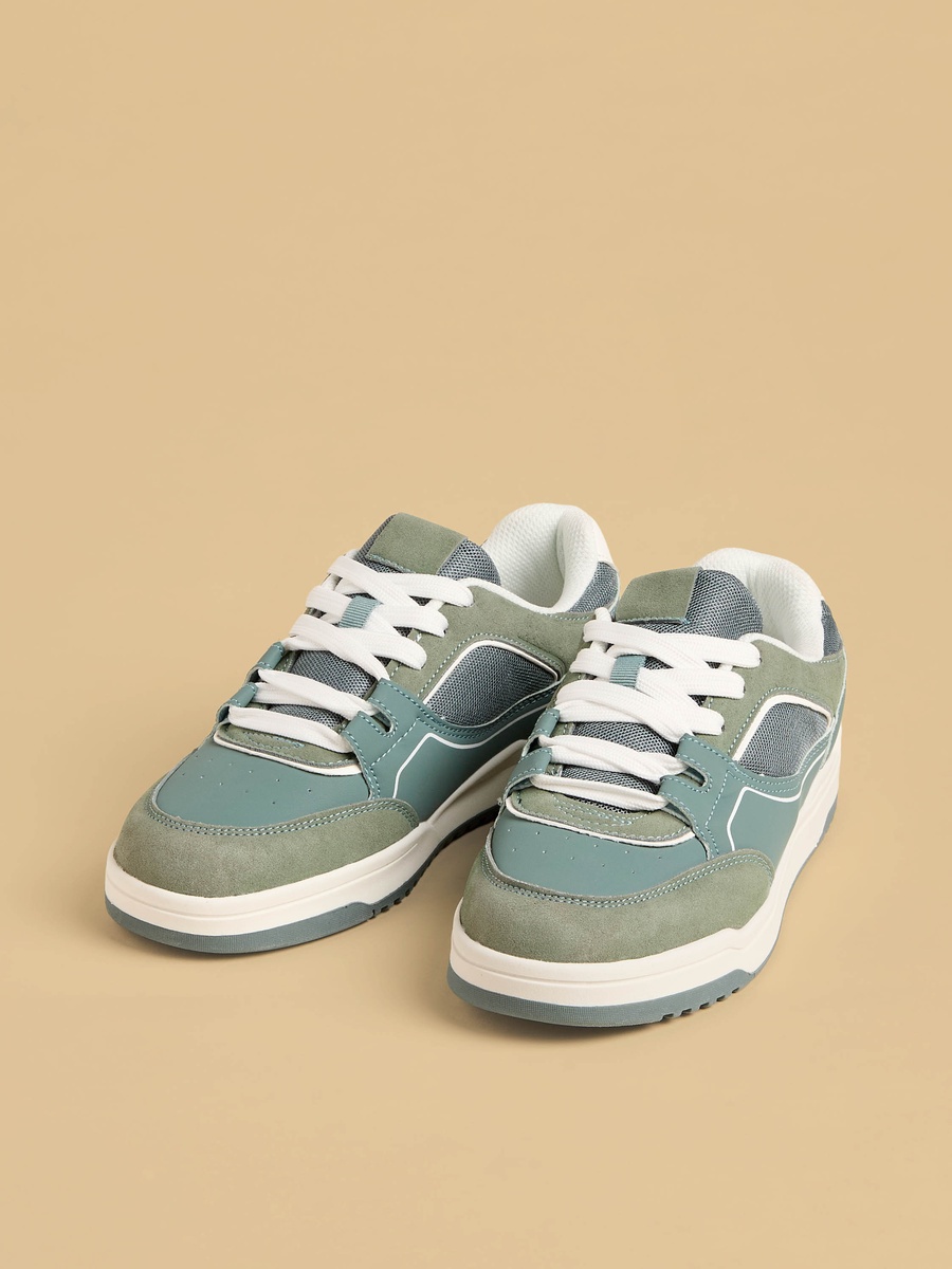Colourblock Lace-Up Sports Shoes
