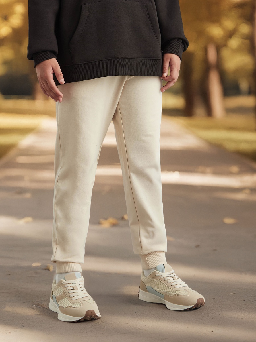 Plain Joggers
