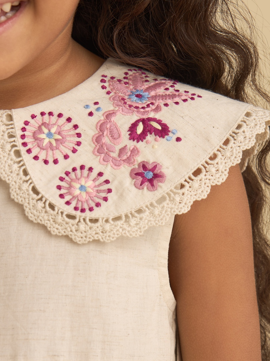 Floral Embroidered Peter Pan Collar Dress with Crossbody Bag