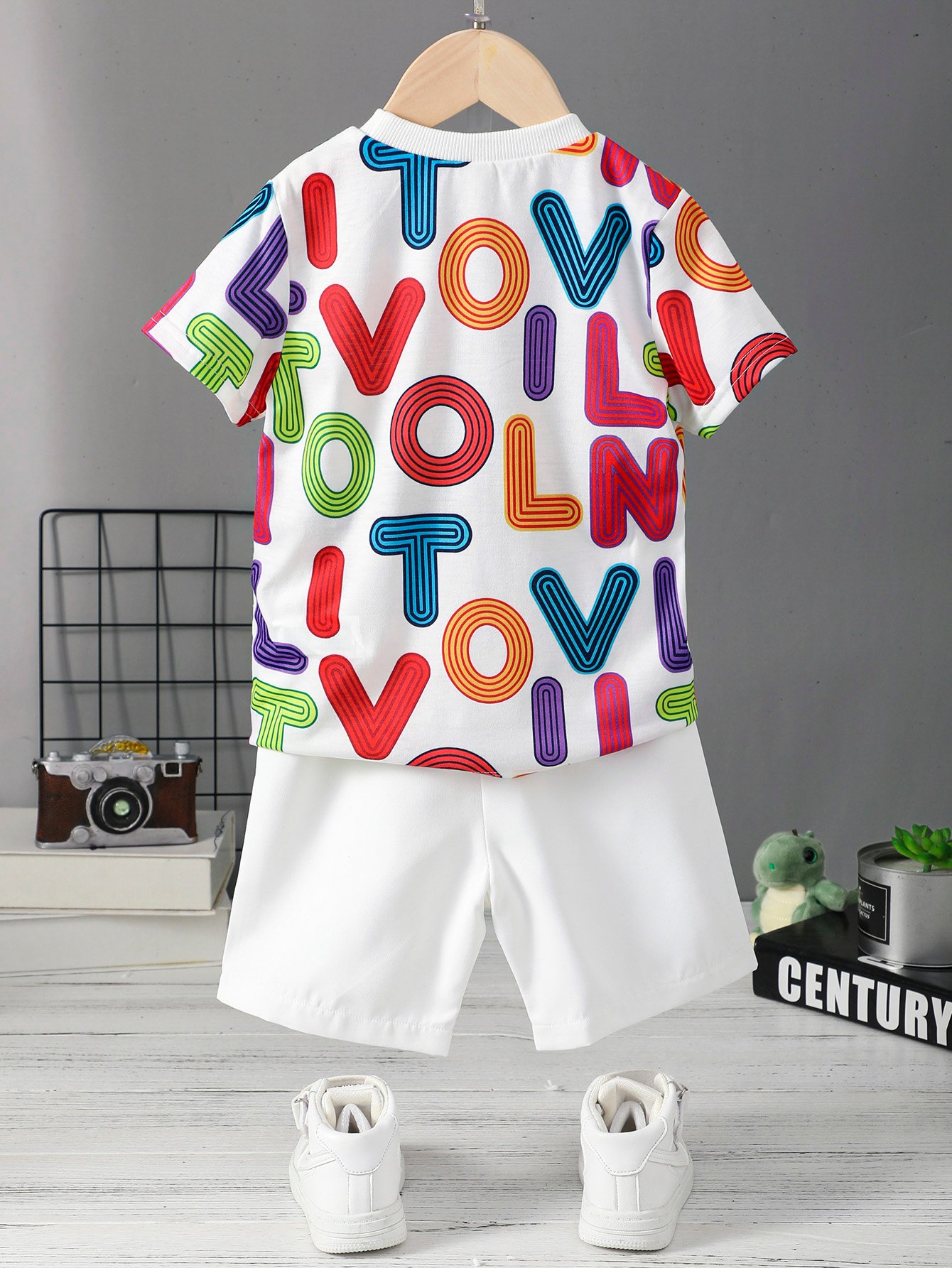 Boys Colorful Letter Print T-Shirt and Shorts Set
