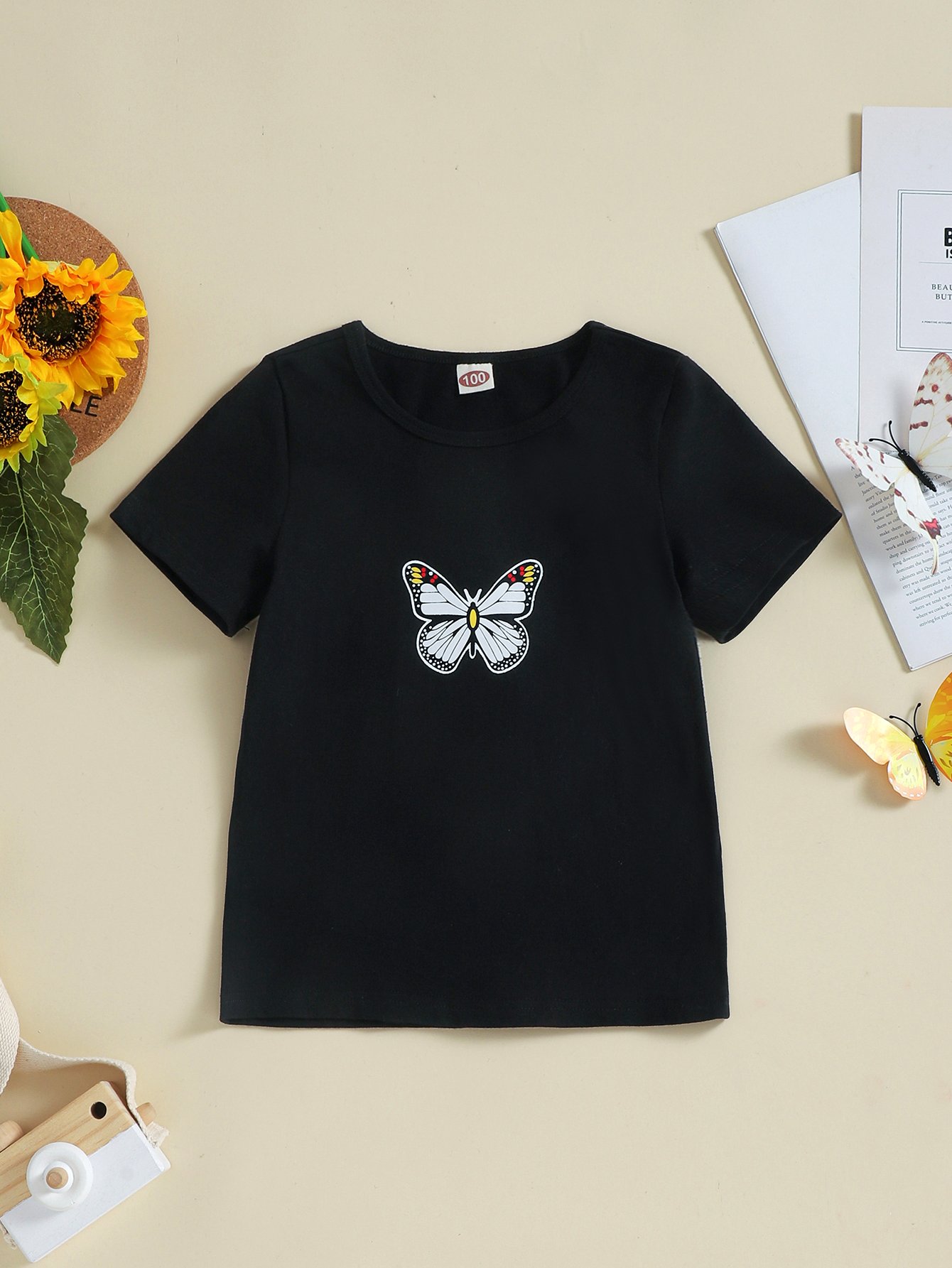 Girls Round Neck T-Shirt and Butterfly Print Jumper Set