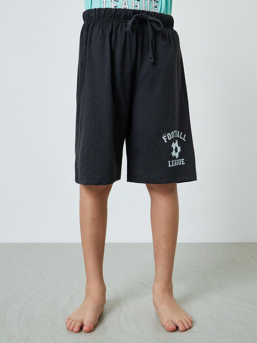Boys Graphic Print T-Shirt and Pocket Details Short Pyjama Set