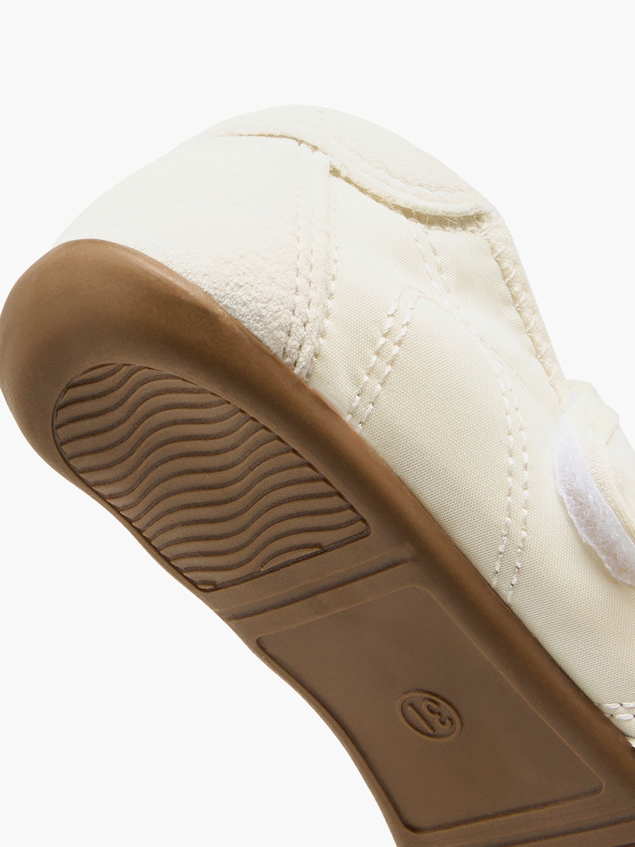 Girls Hook and Loop Mary Jane Shoes