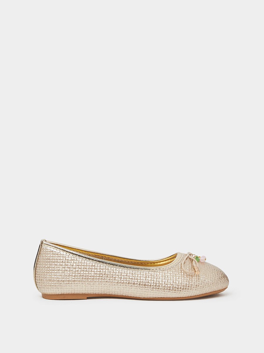 Girls Textured Slip-On Ballerinas