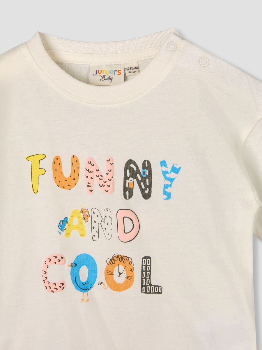 Crew Neck Short Sleeves T-Shirt and Shorts Set with Graphic Print