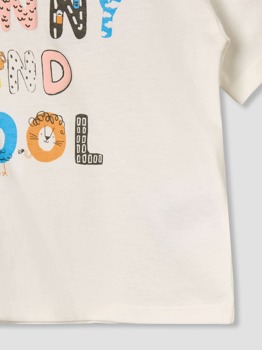 Crew Neck Short Sleeves T-Shirt and Shorts Set with Graphic Print