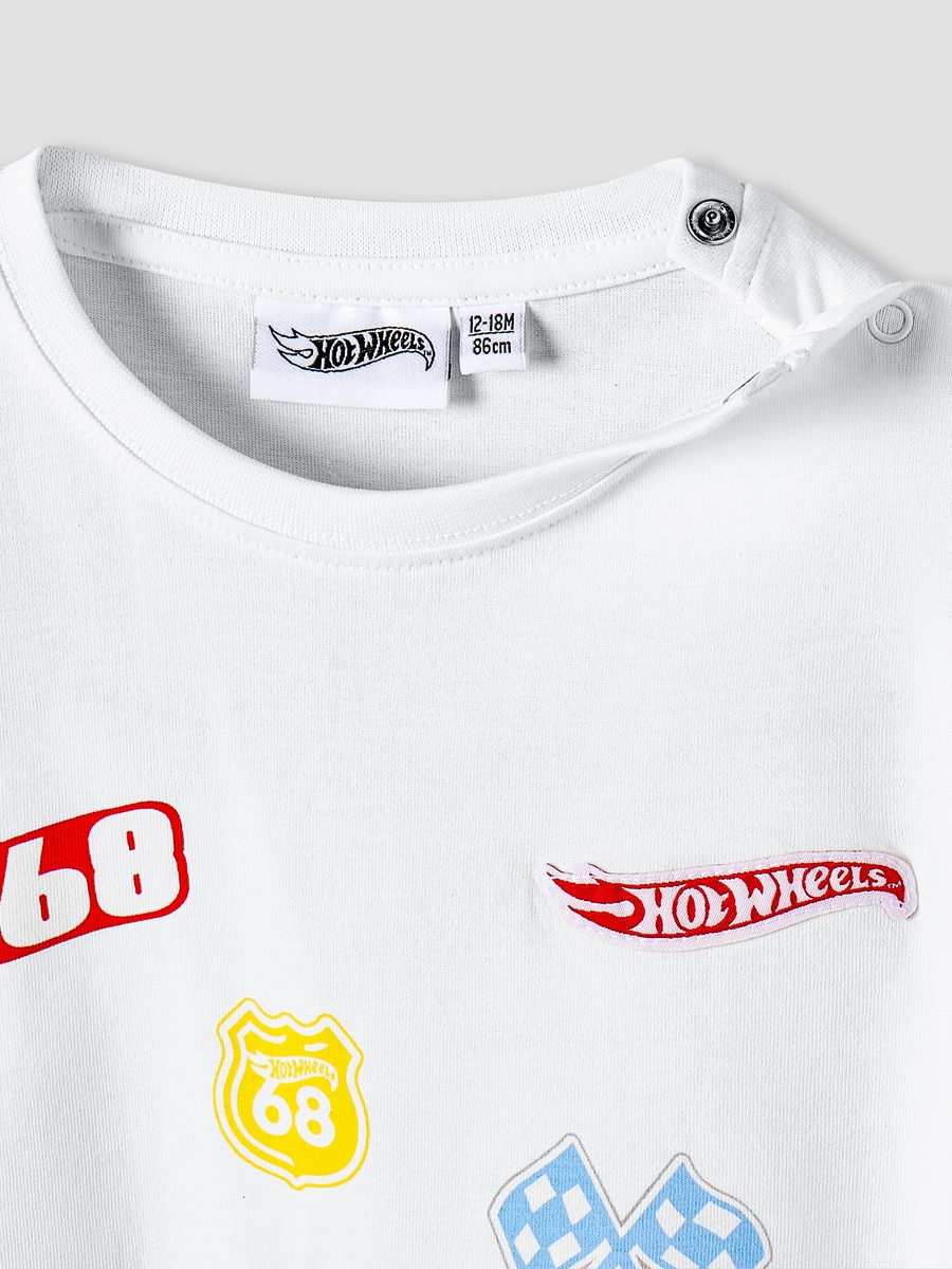 Crew Neck T-Shirt and Shorts Set with Hot Wheels Print