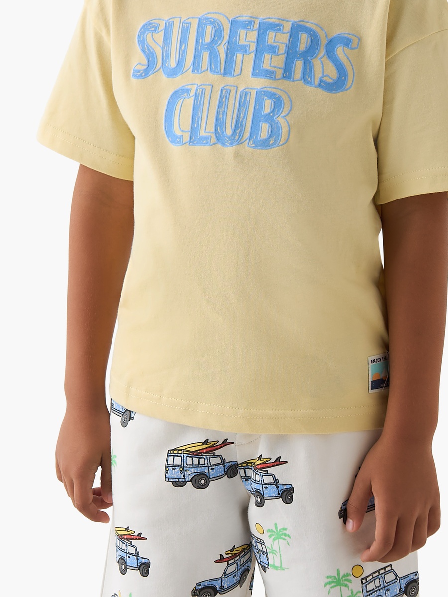 Set of 3 Crew Neck Short Sleeves T-Shirt and Shorts Set with Vehicle Print