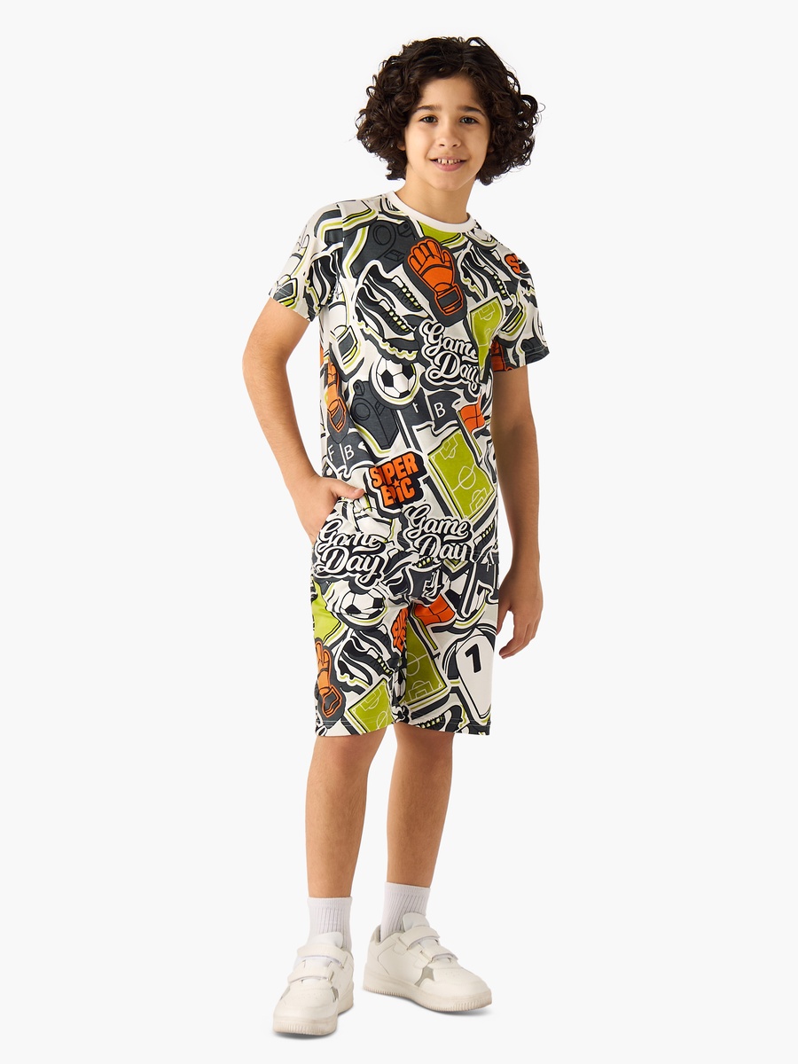 Set of 3 Crew Neck Short Sleeve T-Shirt and Shorts Set with Gaming Print