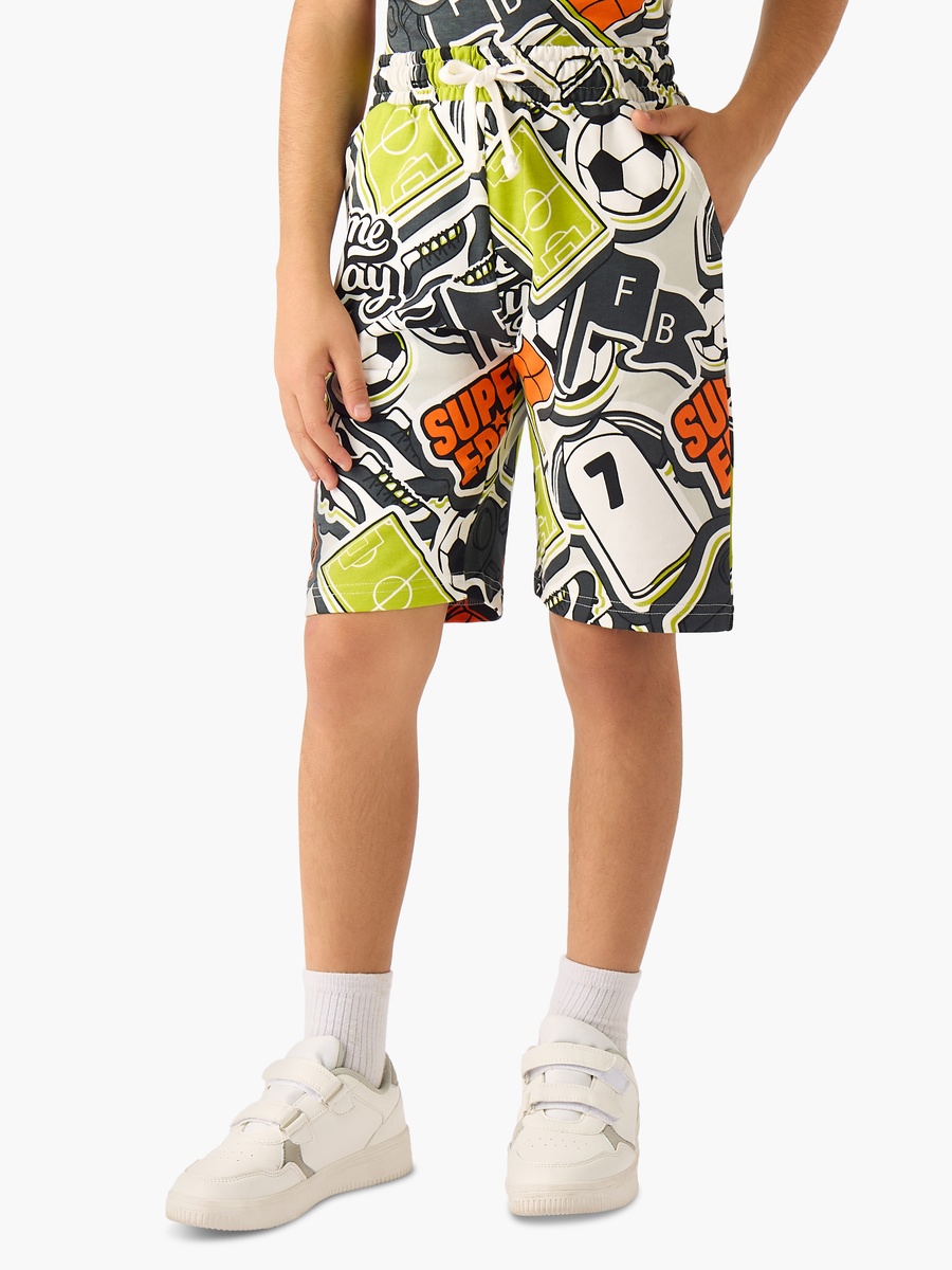 Set of 3 Crew Neck Short Sleeve T-Shirt and Shorts Set with Gaming Print