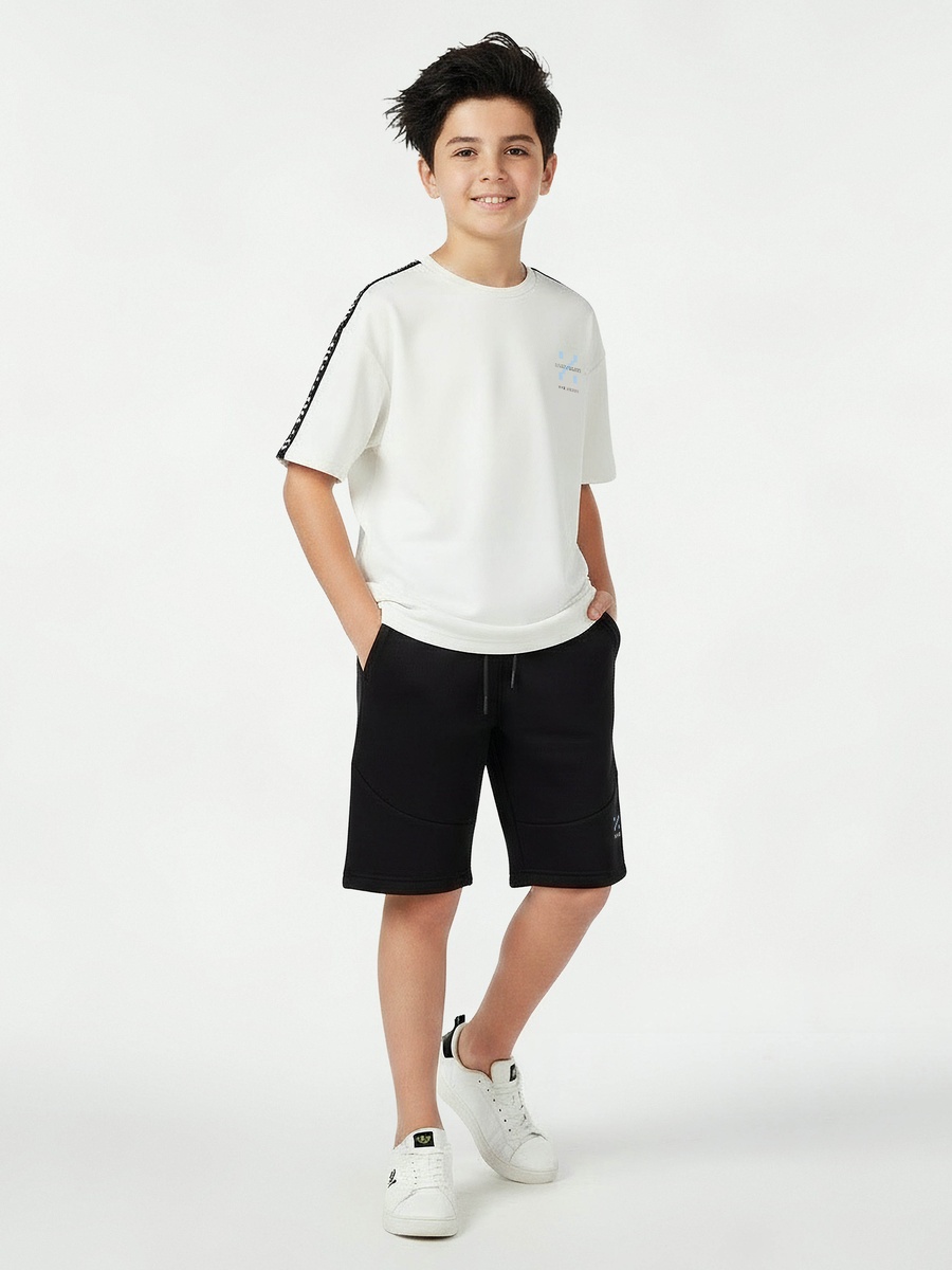 Crew Neck Short Sleeve T-Shirt and Shorts Set with Pockets