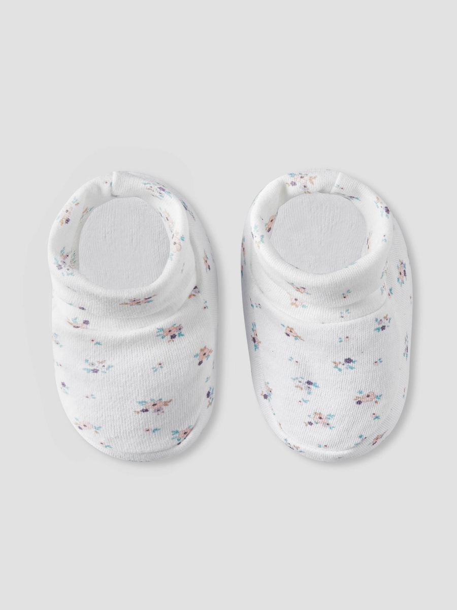 Set of 11 Clothing Gift Set with Floral Print