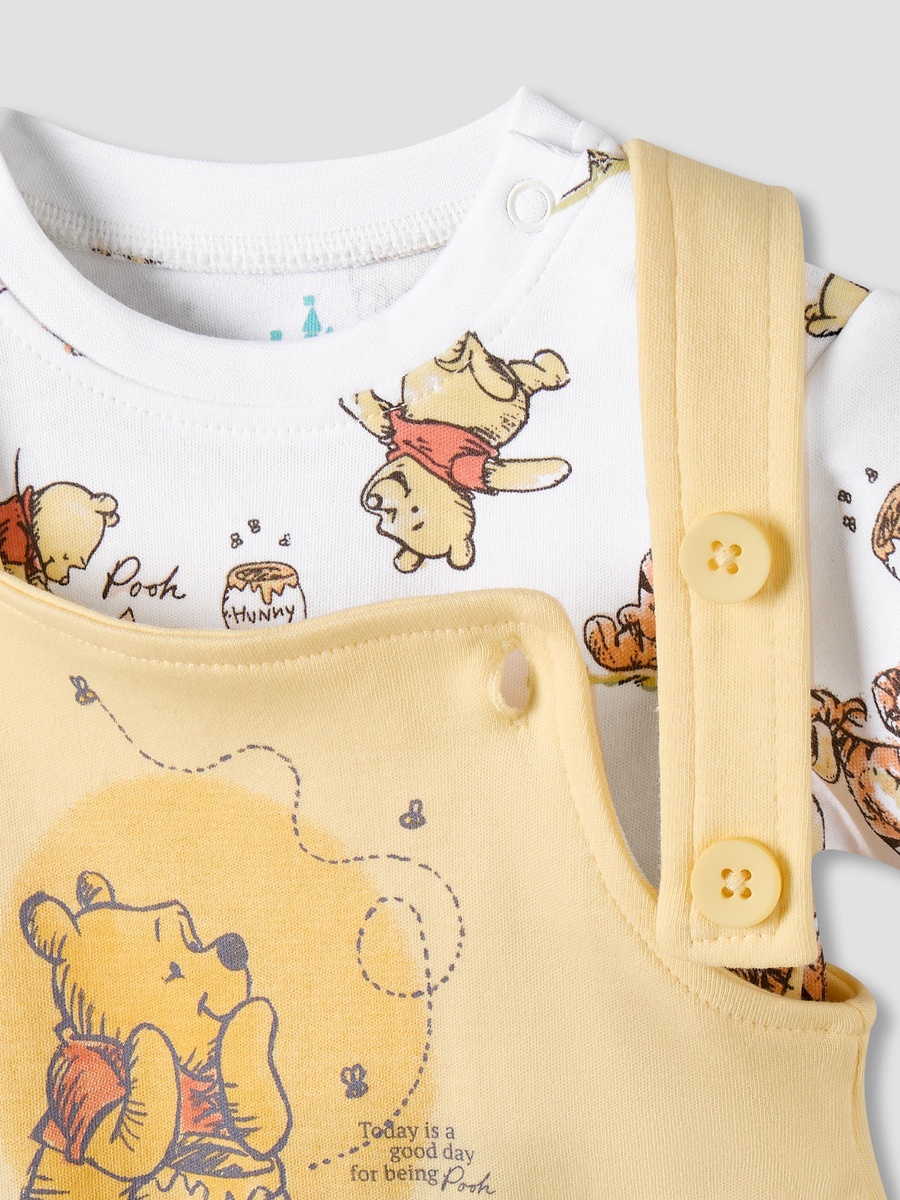 Crew Neck Short Sleeves T-Shirt and Dungaree Set with Winnie the Pooh Print