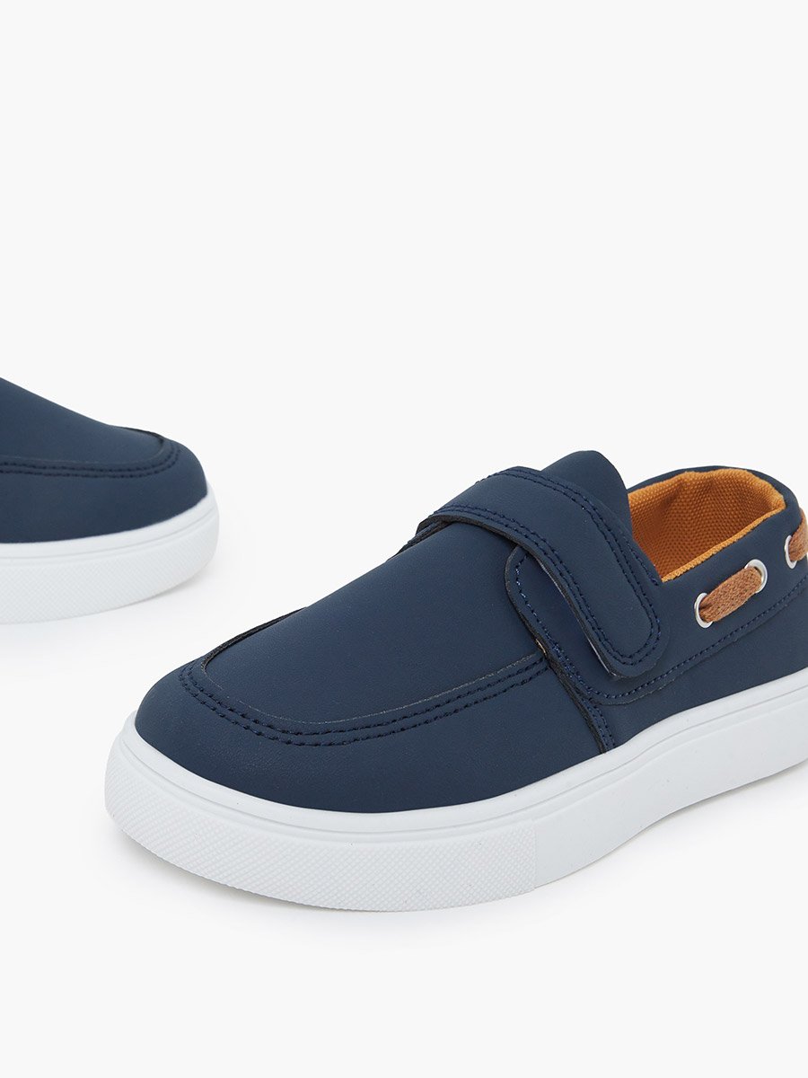 Boys Velcro Detail Casual Shoes