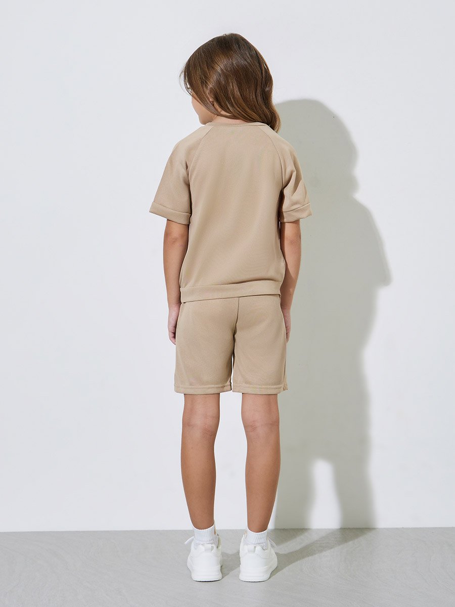 Girls Beige Raglan Sleeves Printed T-Shirt and Shorts Set