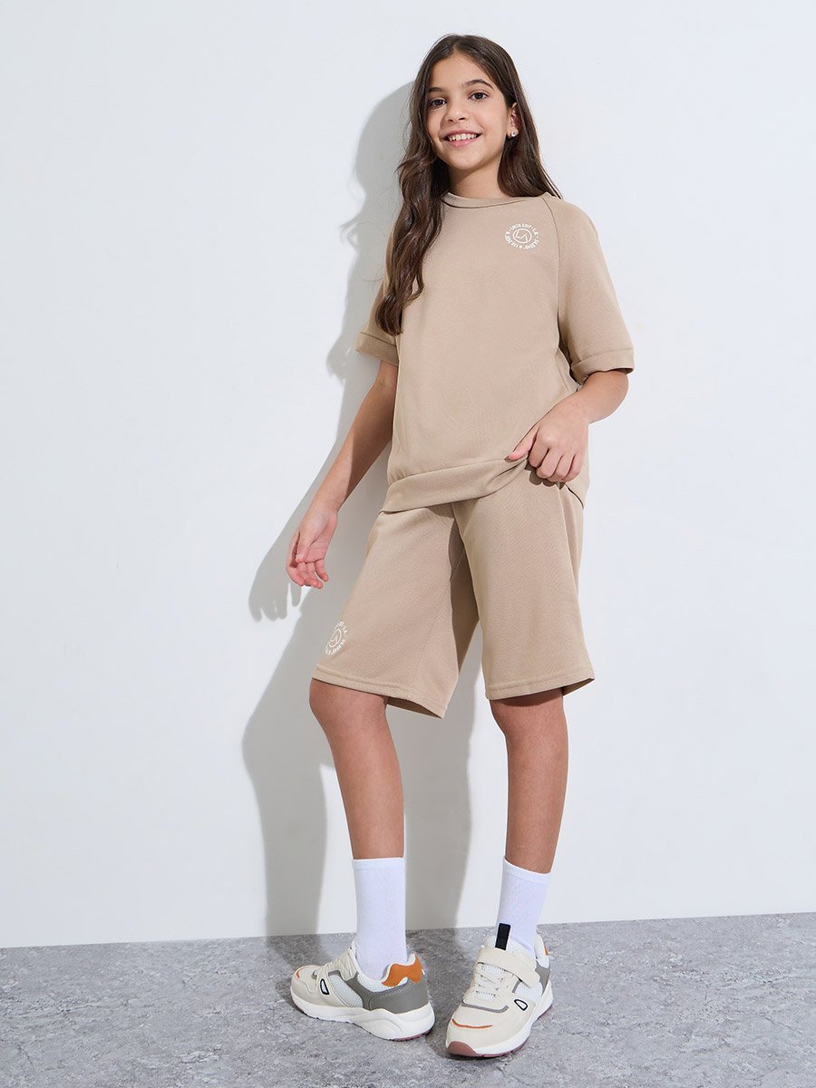 Teen Girls Beige Raglan Sleeves Oversized T-Shirt and Shorts Set
