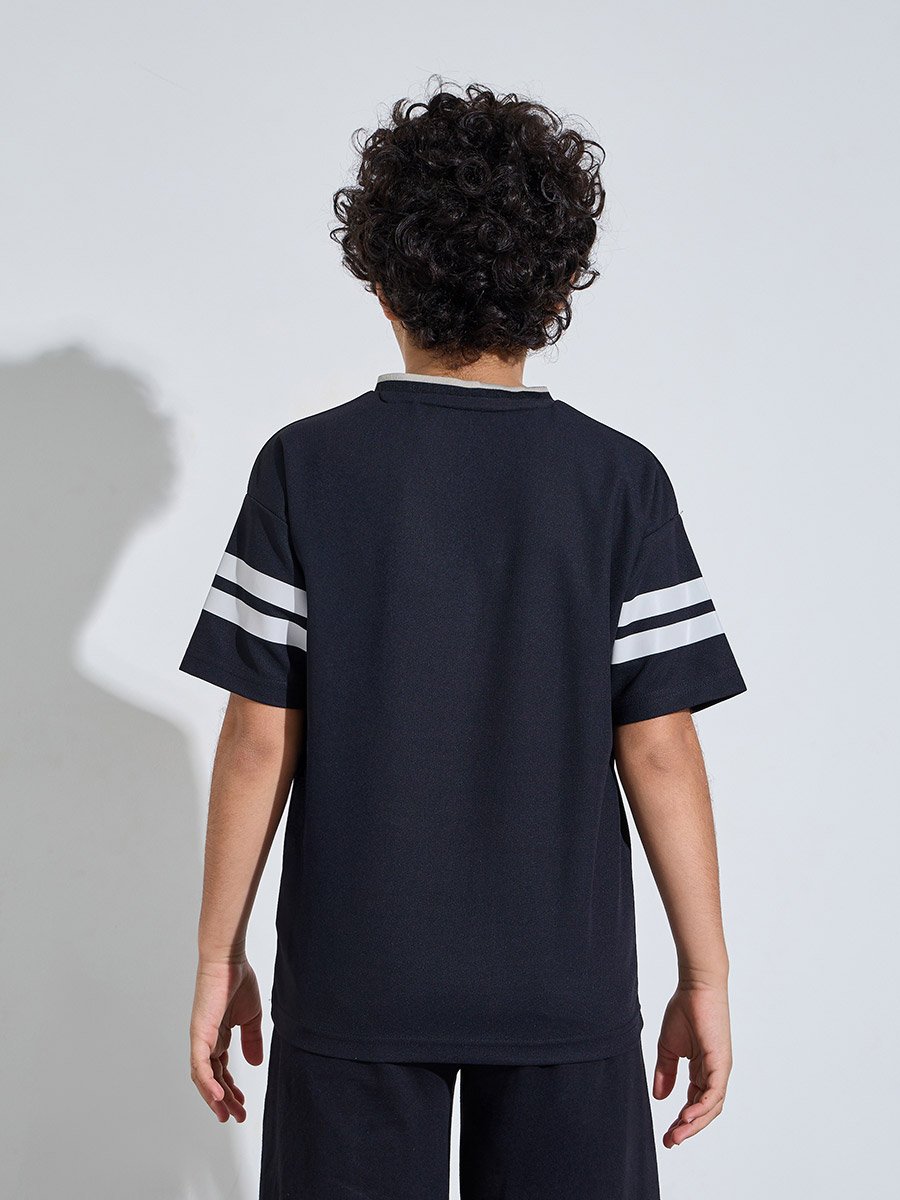 Teen Boys Black Graphic Print V-Neck Sports Jersey T-Shirt
