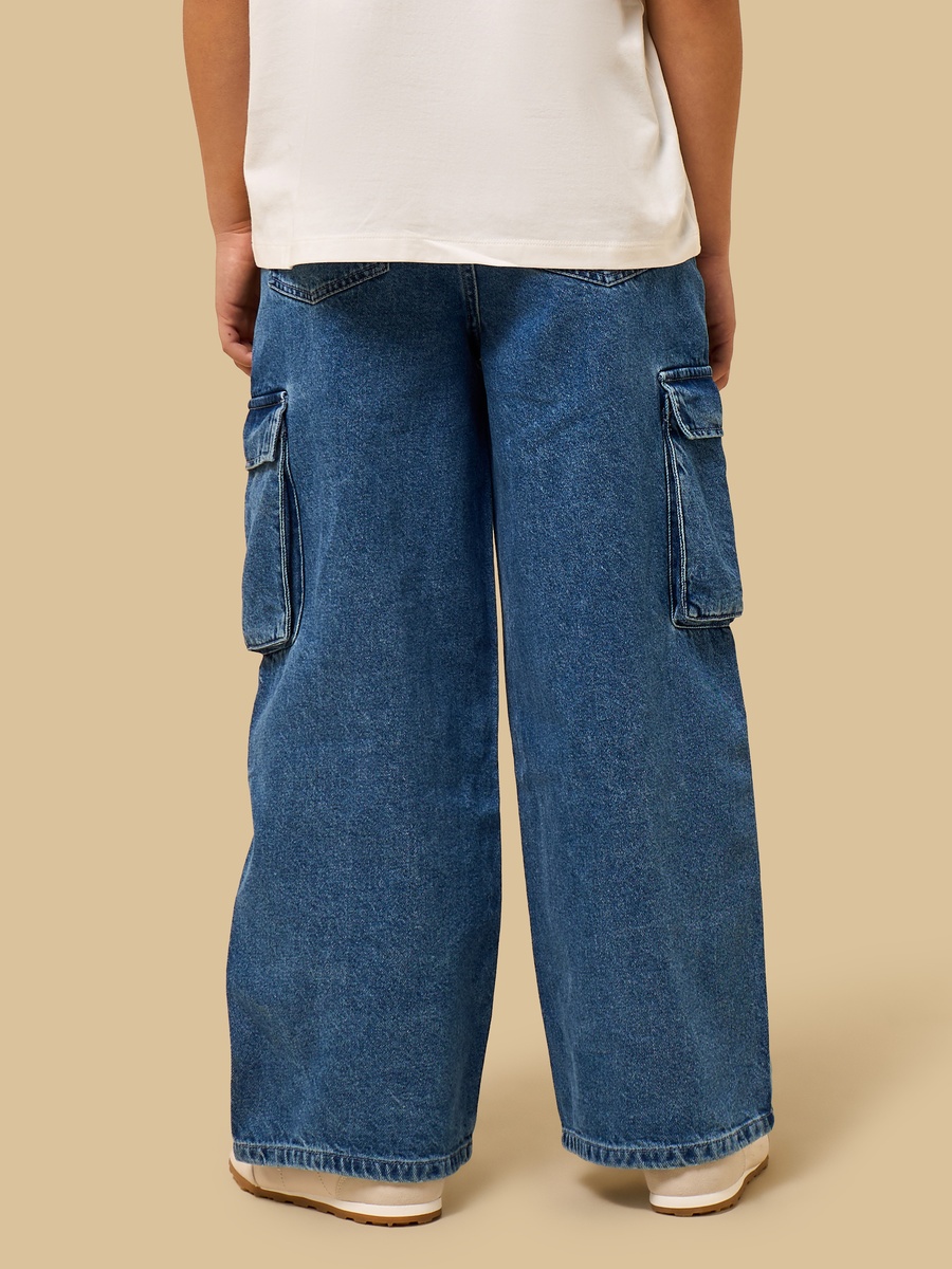 Wide Leg Cargo Jeans