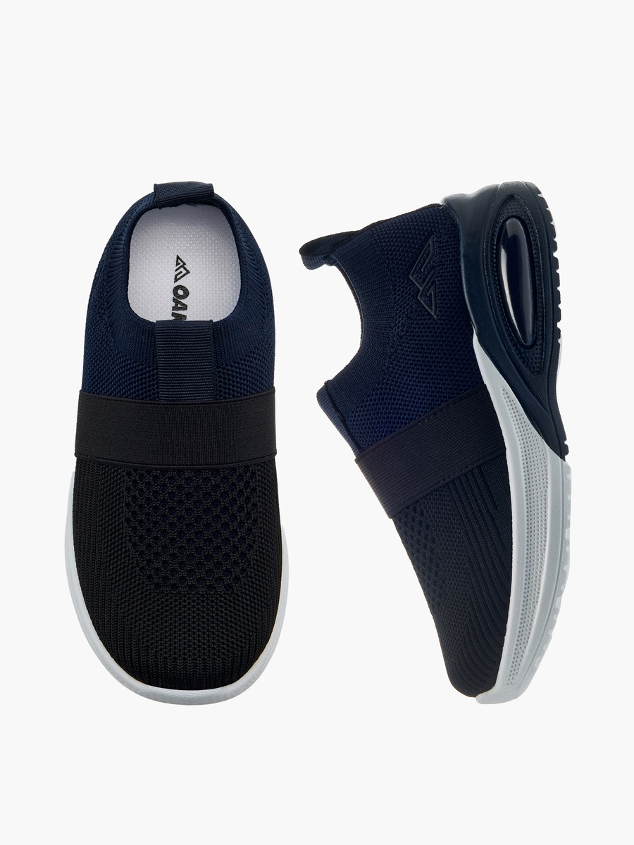 Boys Textured Slip-On Sports Shoes