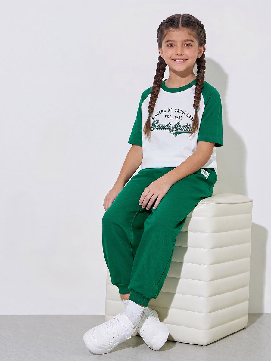 Girls White KSA National Day Print T-Shirt and Dark Green Joggers Set