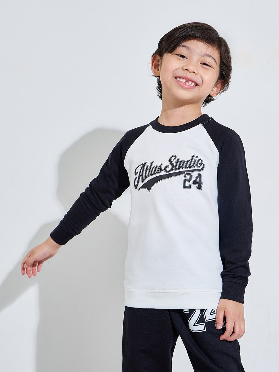 Boys Multi-Color Graphic print Raglan Sleeves Sweatshirt and Cuffed Joggers Set