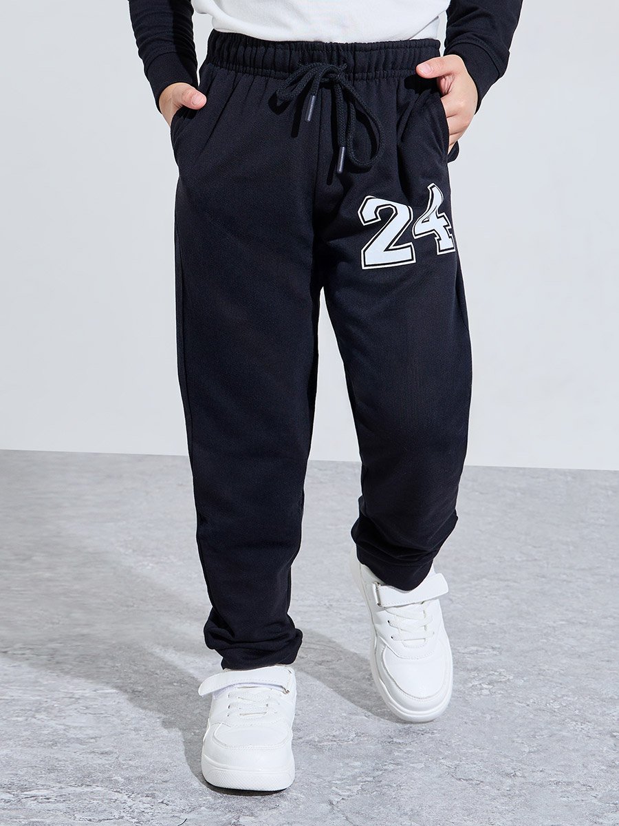Boys Multi-Color Graphic print Raglan Sleeves Sweatshirt and Cuffed Joggers Set