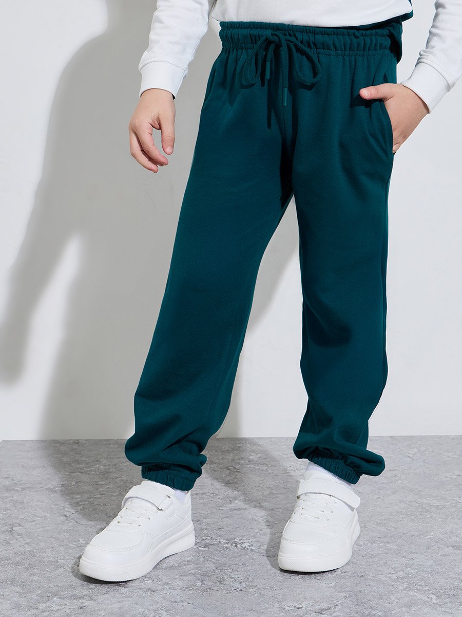 Boys Placement Print Regular Fit Polo Collar Sweatshirt and Joggers Set