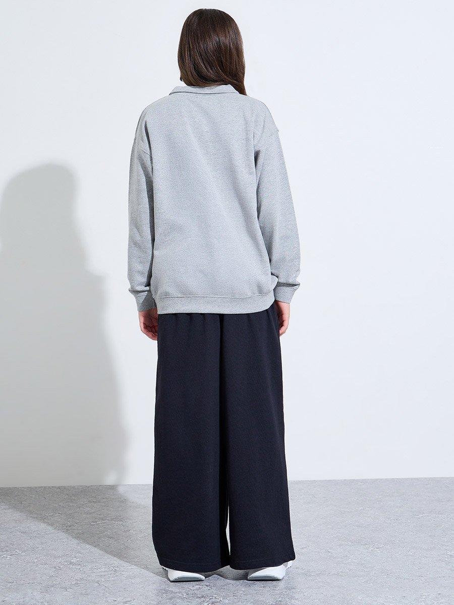 Teen Girls Grey Collared Printed Sweatshirt and Solid Navy Blue Joggers Set
