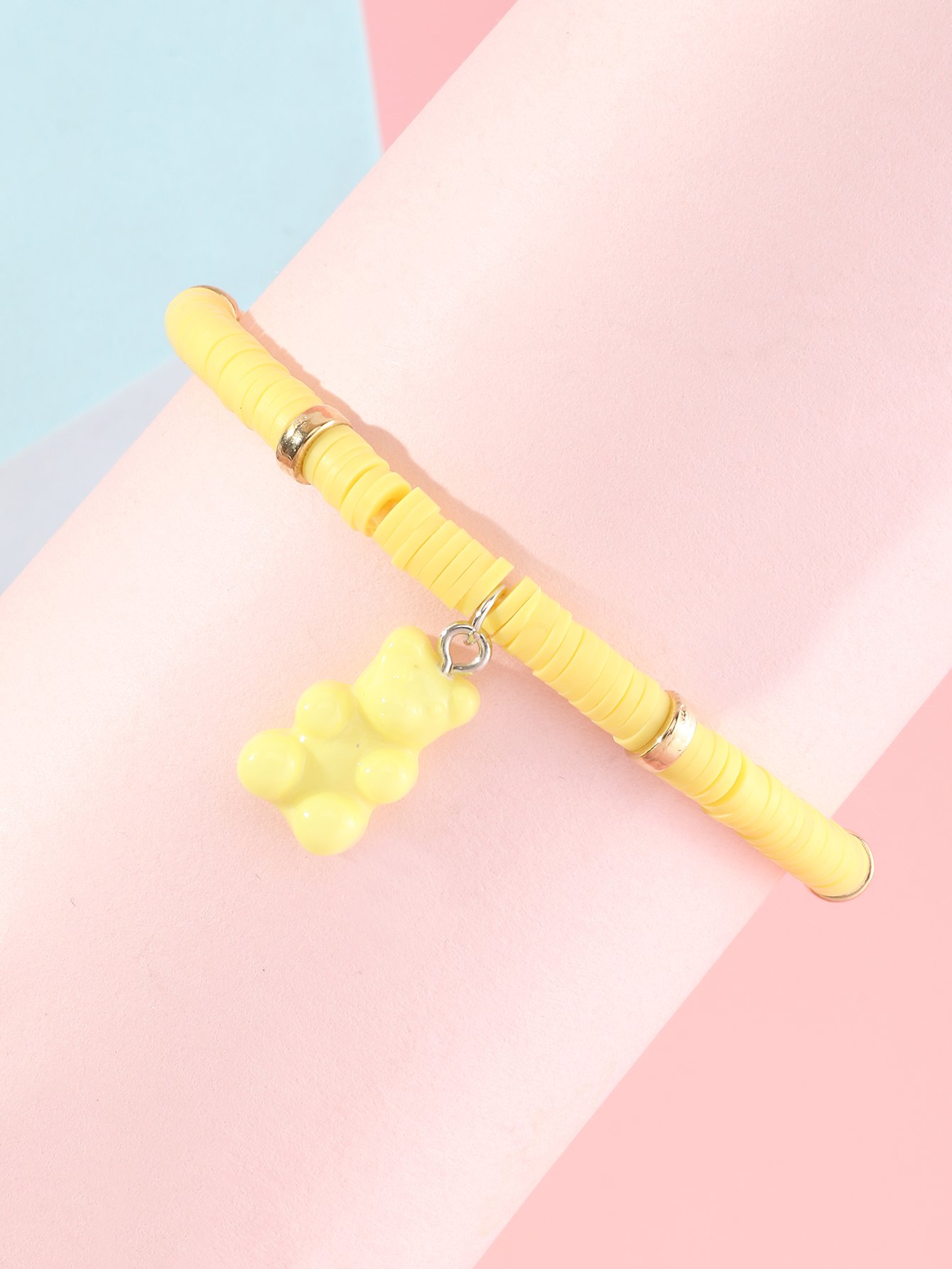 Girls Yellow Gummy Bear Charm Beaded Bracelet