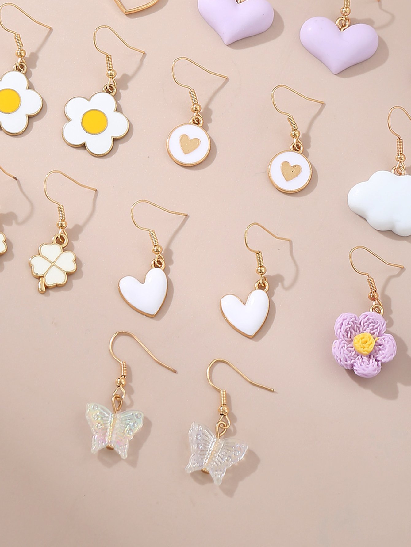 طقم من 10 أزواج أقراط بدلاية وتفاصيل قلب للبنات