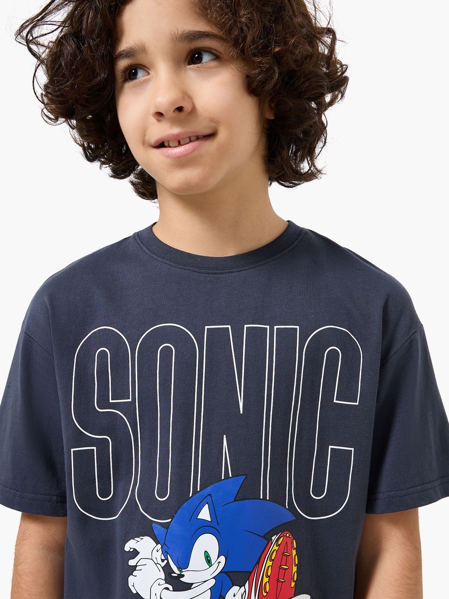Round Neck Short Sleeves T-Shirt and Shorts Set with Sonic Print