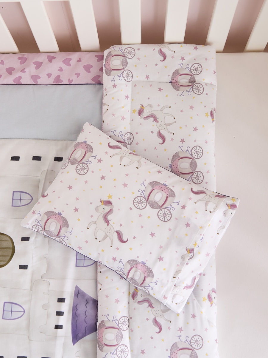 Baby Bedding Set with Unicorn Kingdom Print - 90x130 cm