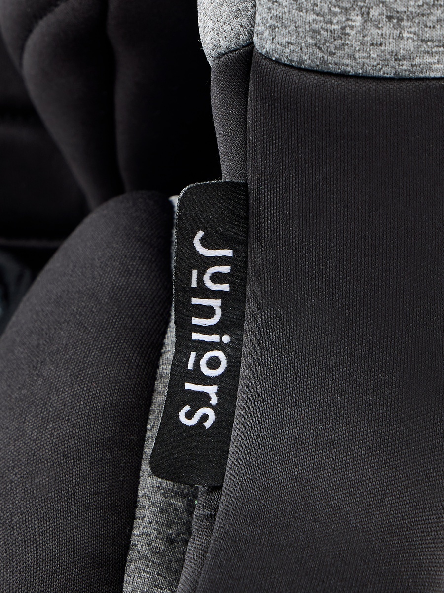 Cruz Convertible Car Seat with 5-Point Safety Harness and Seat Belt System