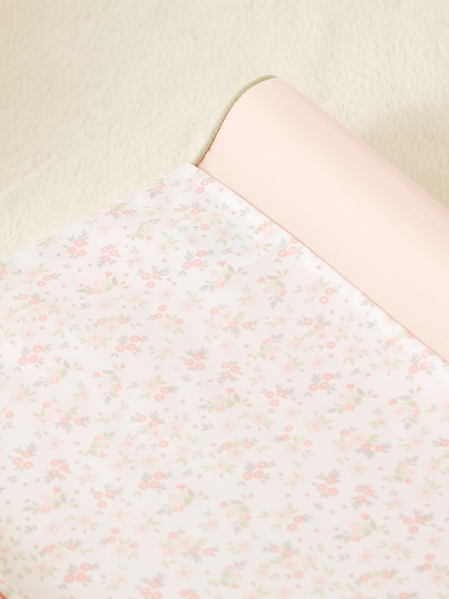 Floral Print Changing Pad