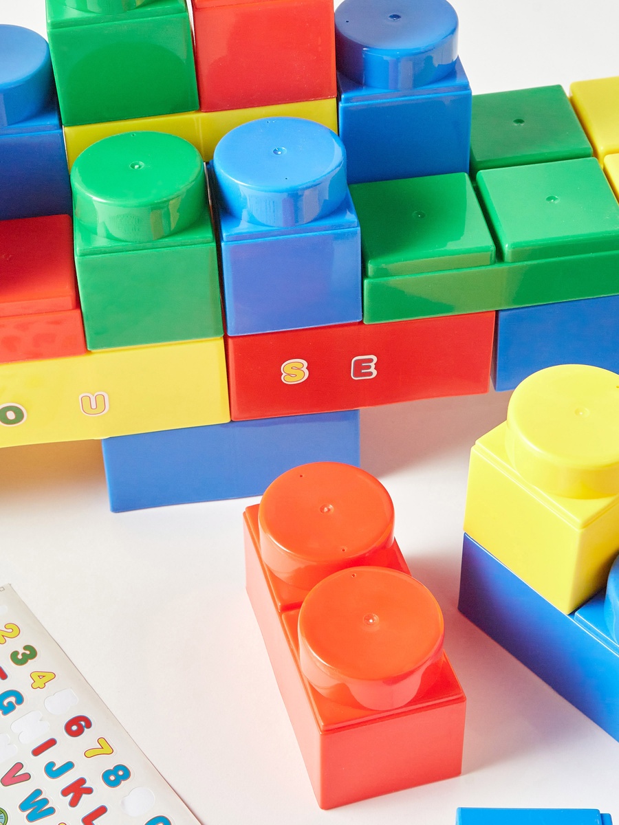 Huachi 32-Piece Block Playset