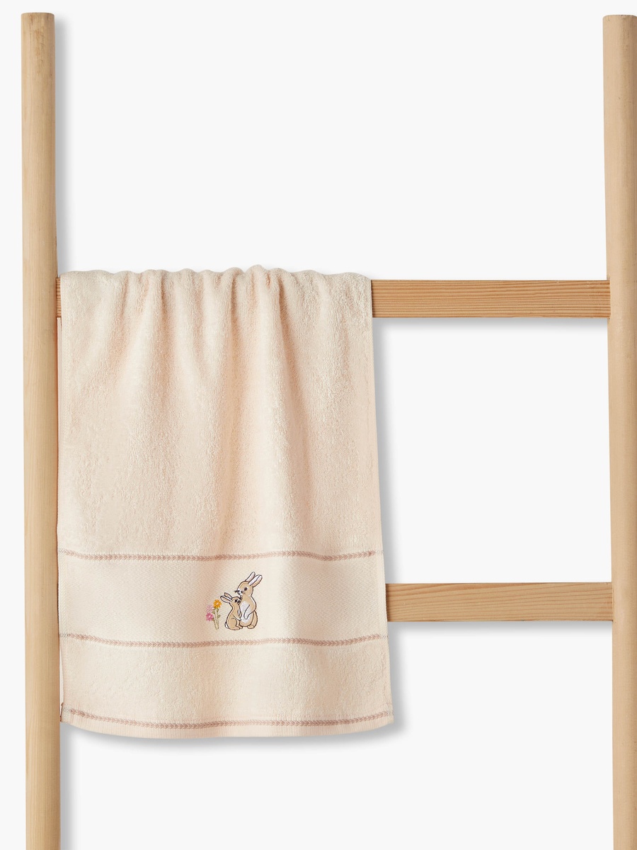 38x76 cm Baby Towel with Bunny Embroidery