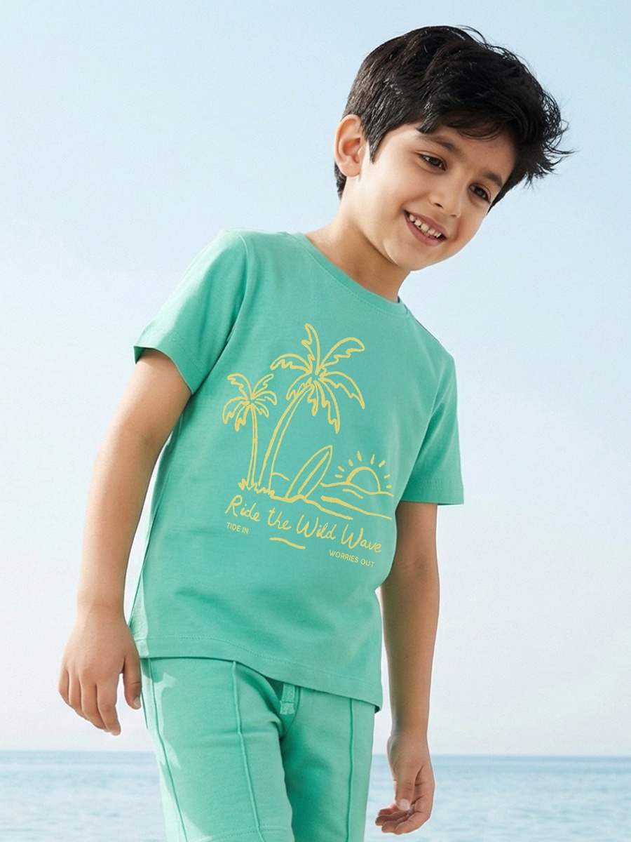 Crew Neck Short Sleeves T-Shirt with Graphic Print