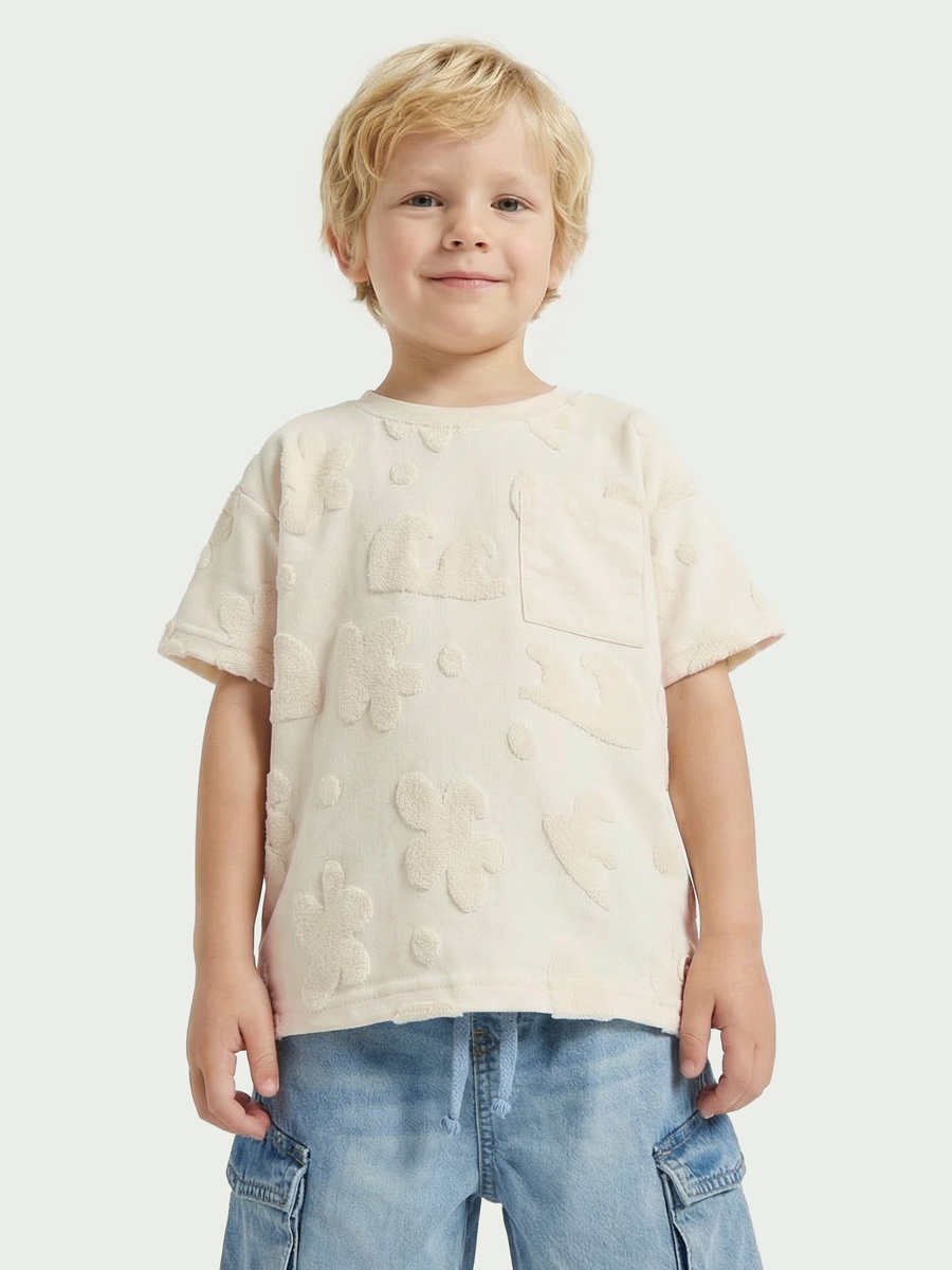 Crew Neck Short Sleeves T-Shirt with Applique Accent