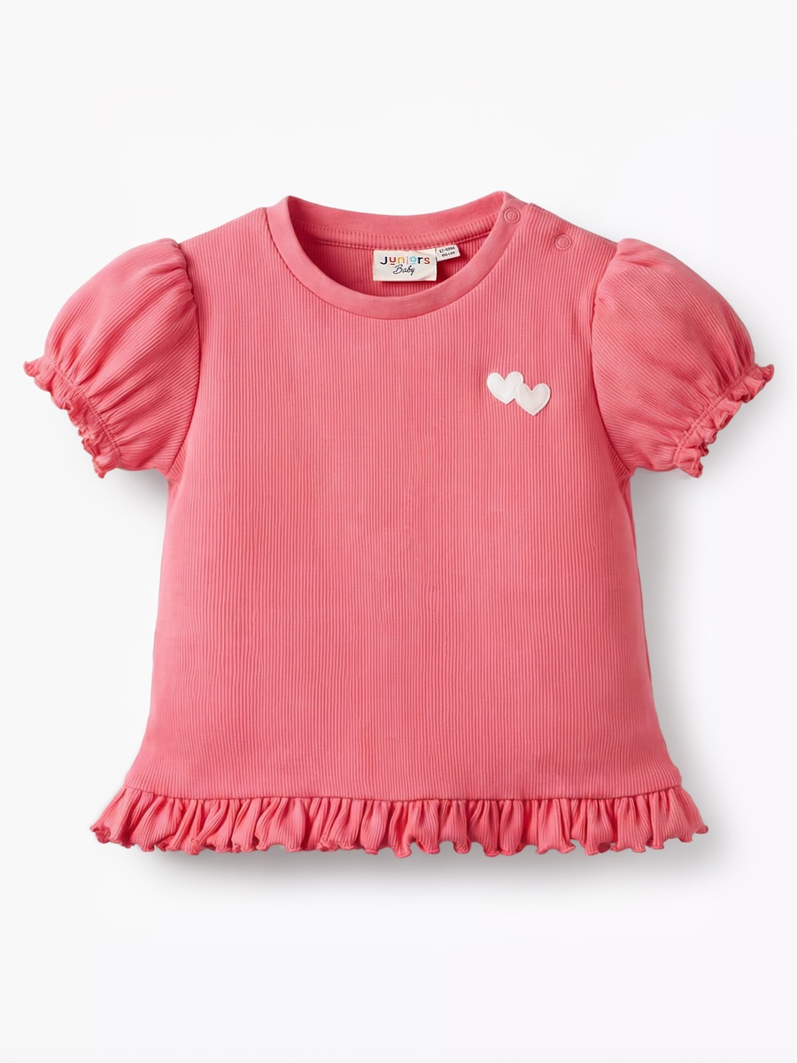 Round Neck Short Sleeves T-Shirt with Heart Applique