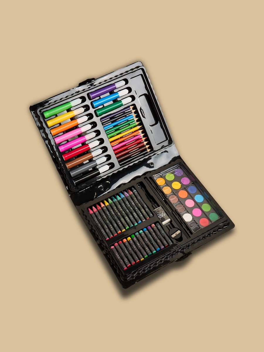 Game Print 80-Piece Colouring Set