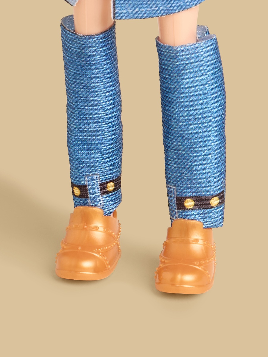 مجموعة لعب دمية أزياء