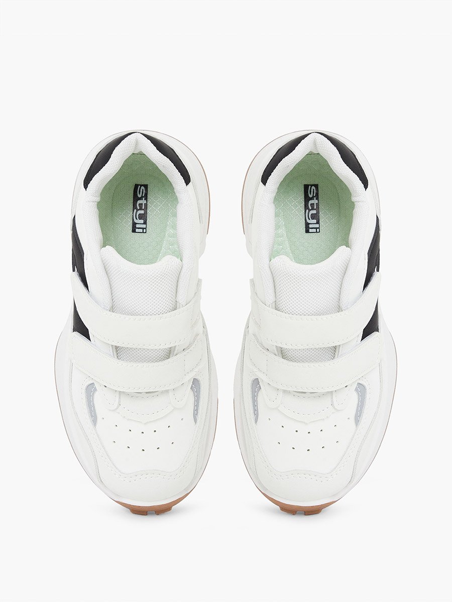 Boys Velcro Strap Casual Shoes