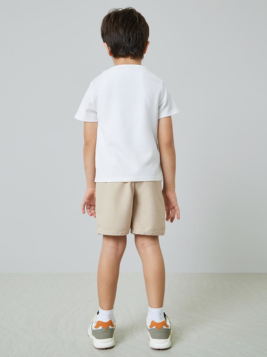 Boys Color Block Pocket Details T-Shirt And Solid Shorts Set