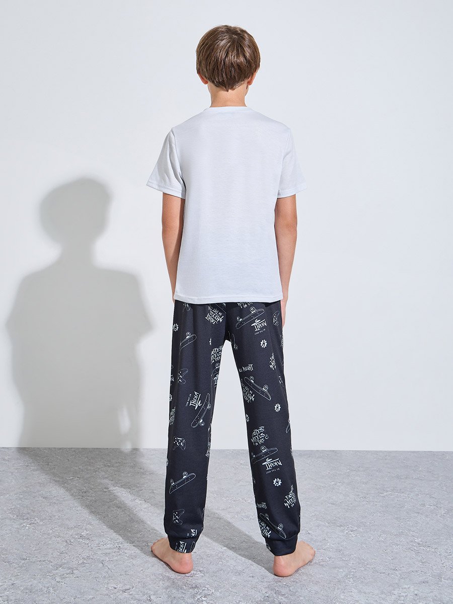 Teen Boys Graphic Print T-Shirt and Cuffed Pants Pyjama Set
