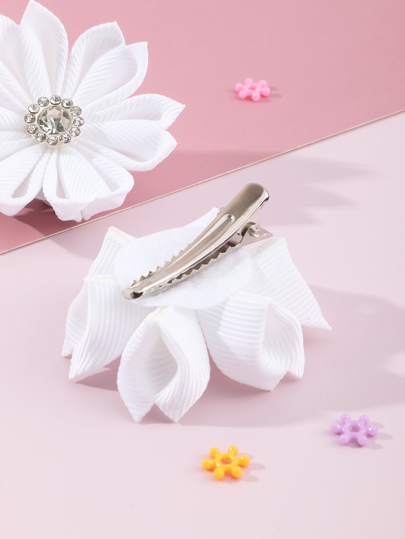 Pack of 2 - Girls White Floral Hair Clips