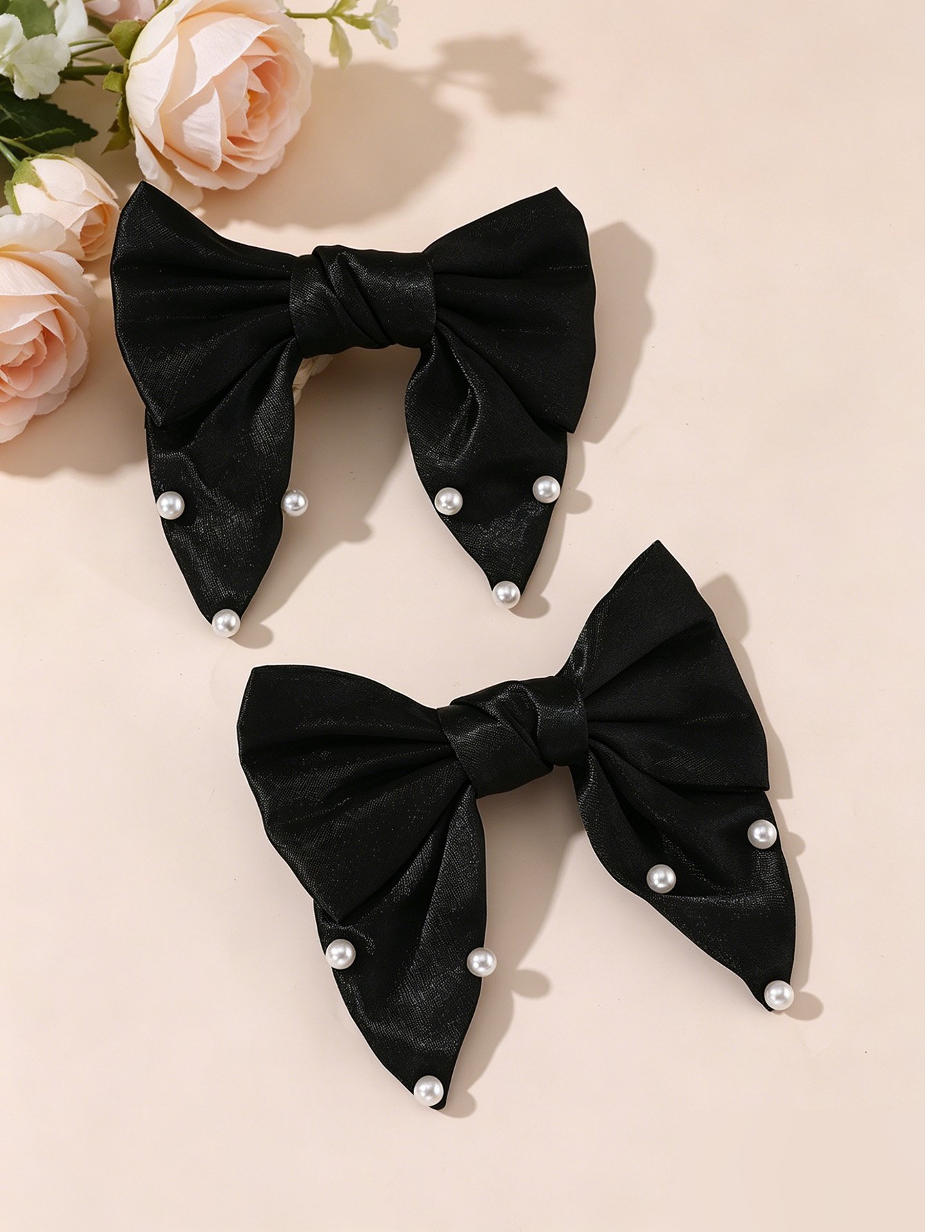 Set of 2 - Pearl Bow Hair Clips