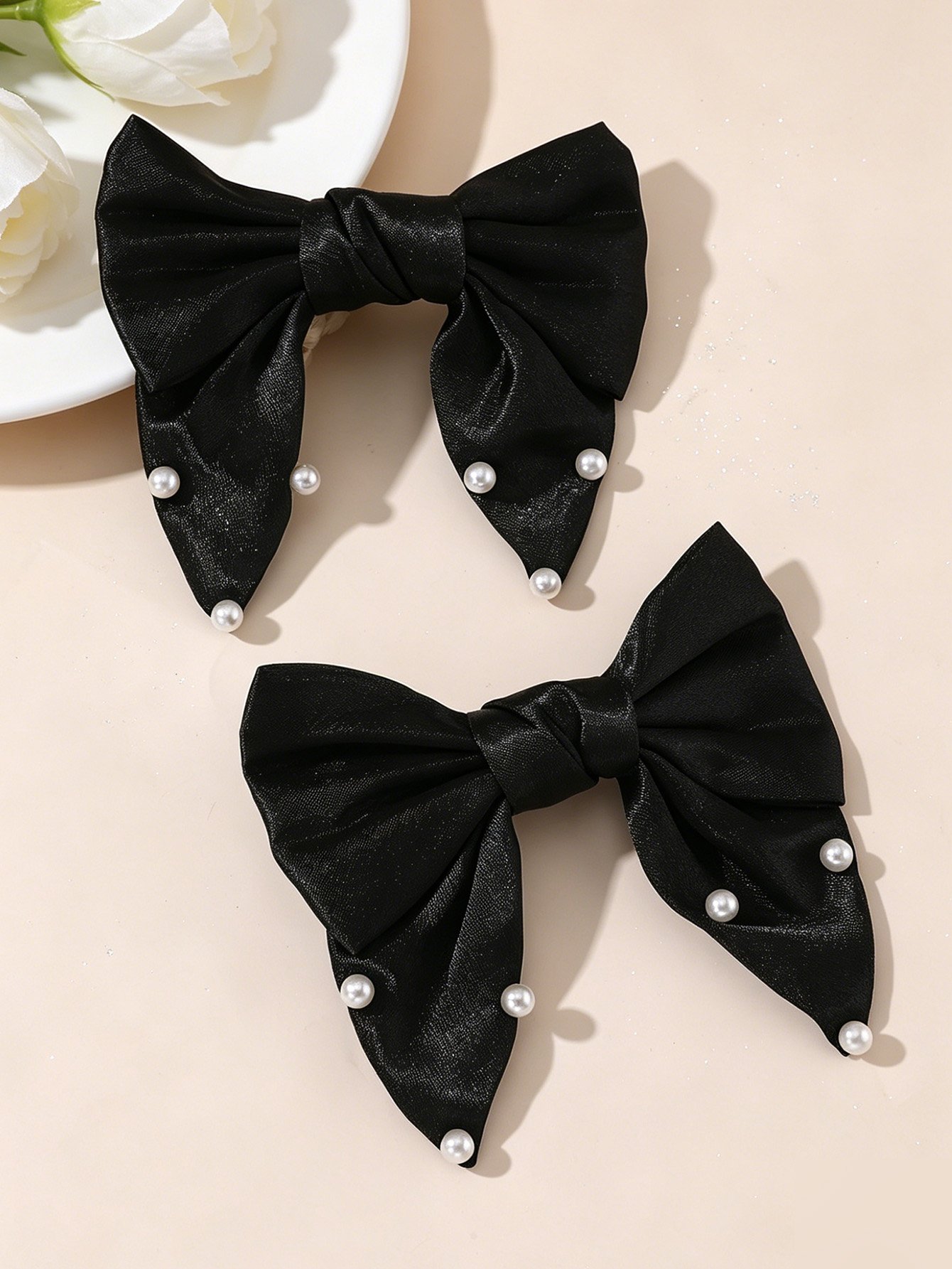 Set of 2 - Pearl Bow Hair Clips