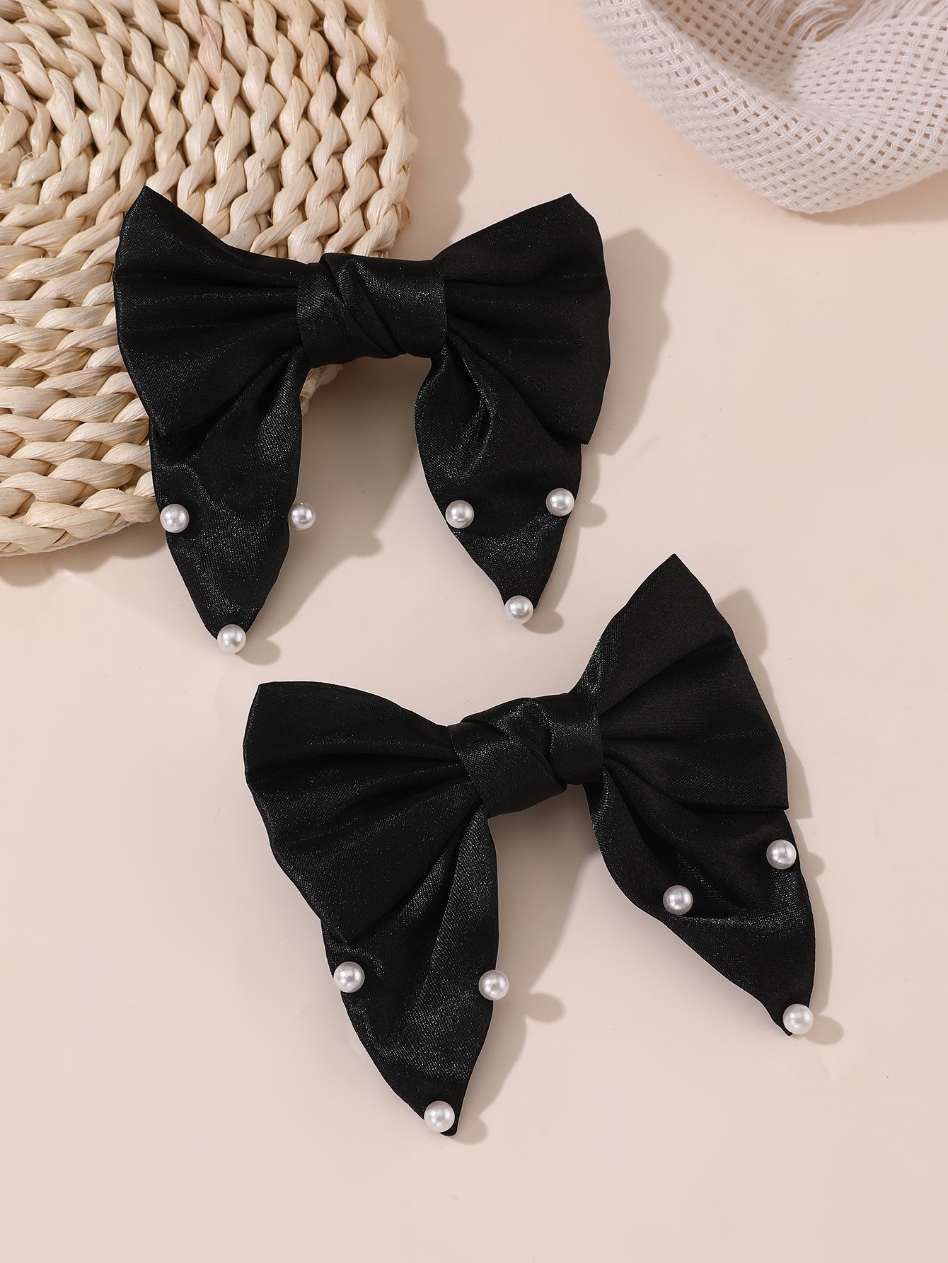 Set of 2 - Pearl Bow Hair Clips
